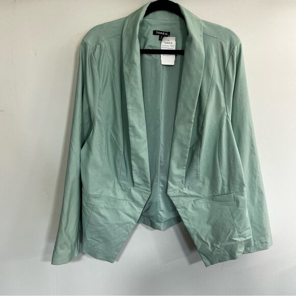 *NEW* Torrid Cut Away Blazer Jacket Woman Plus Size 3X (22/24) - Picture 1 of 11